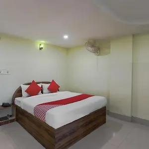 Hotel Oyo 70146 S S P